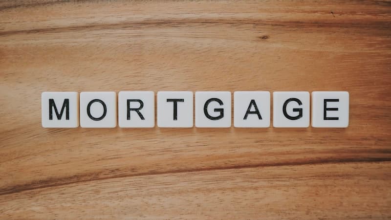 Mortgage Broker vs. Bank vs. Online Lender: Which Is Best?